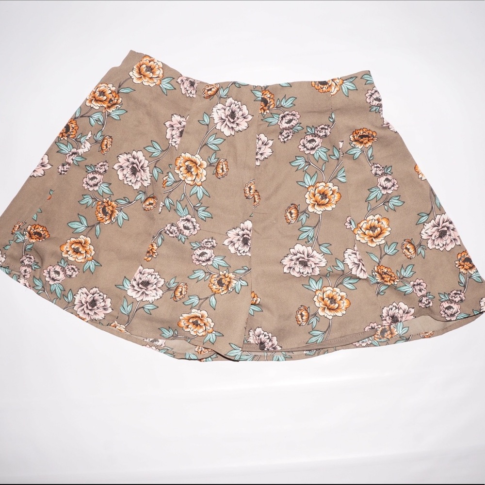 flowy floral shorts